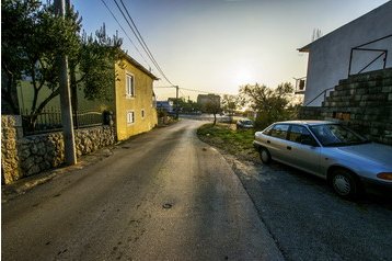 Croaţia Privát Starigrad Paklenica, Exteriorul